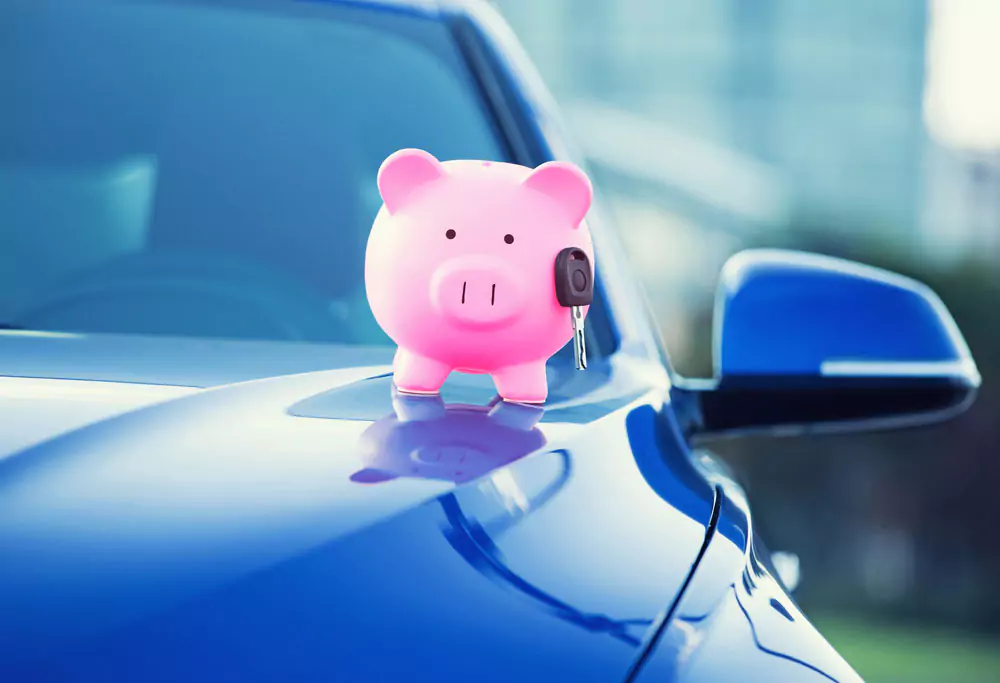 shutterstock 231526426 656d646754074 How to Refinance A Car Loan