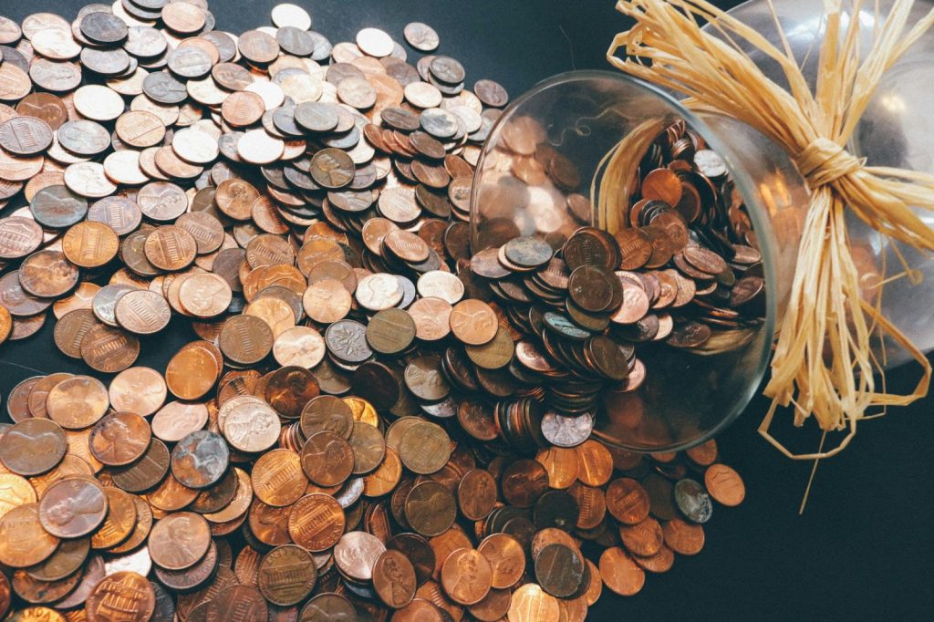 The 52-Week Money Challenge: Build Discipline and Grow Your Savings Staying on Course with the Weekly Savings Challenge